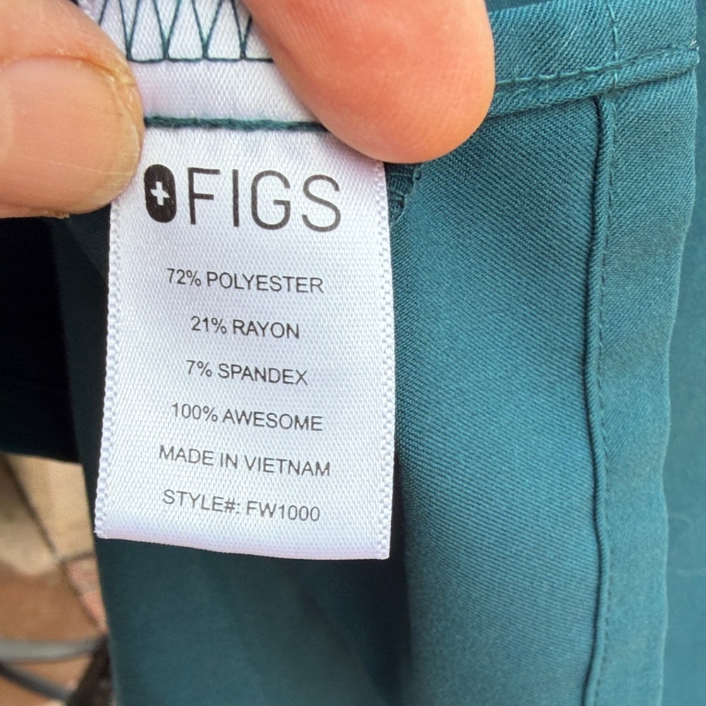 Figs Deep Teal Medical Scrub set - Picture 4 of 9
